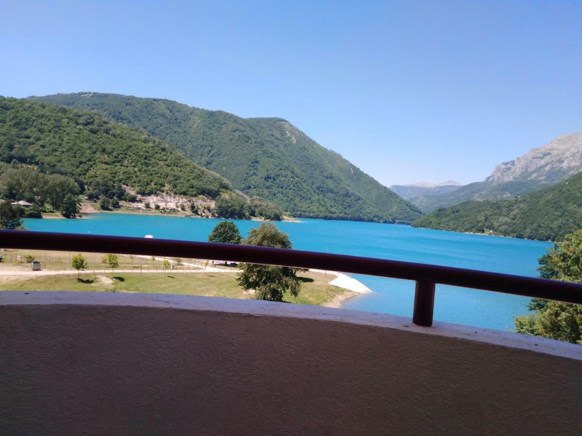 Studio Apartman D&S Плужине Экстерьер фото